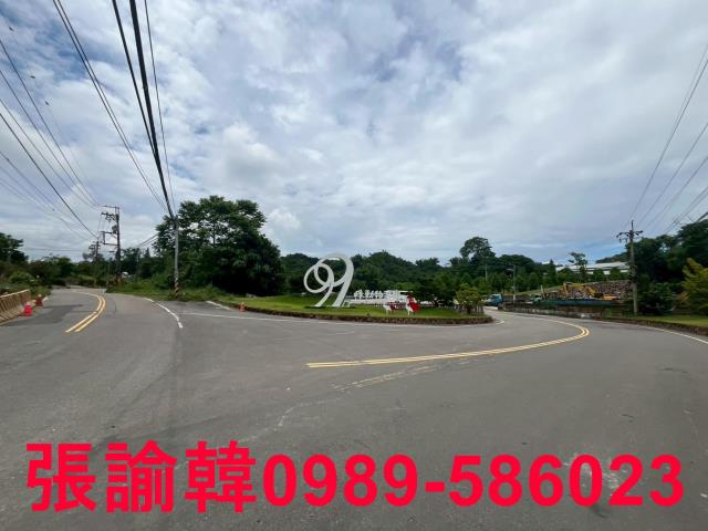 南投草屯山坡地-1